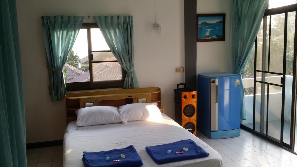 Parfun Guesthouse Ban Nai Rai Esterno foto