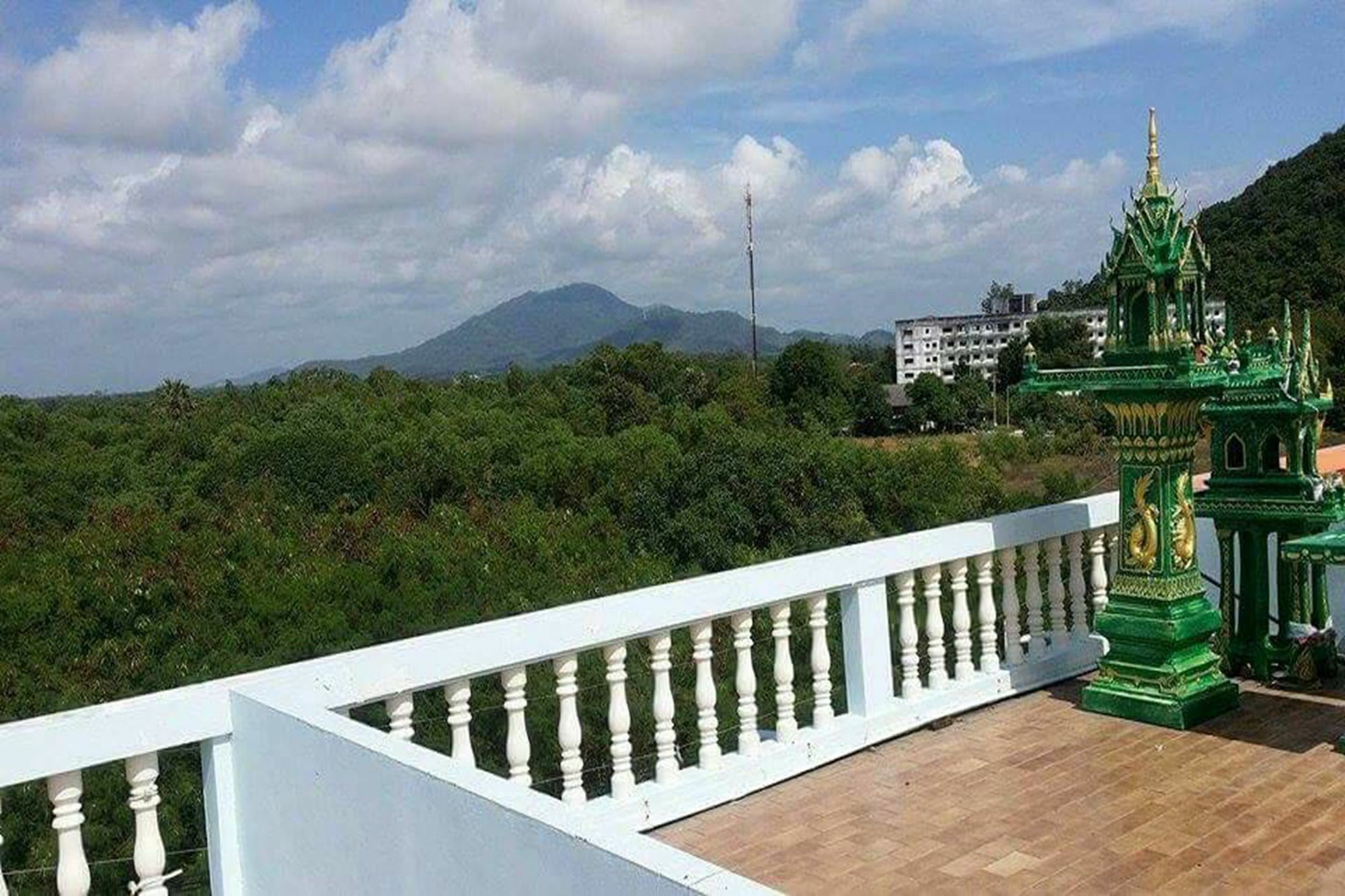 Parfun Guesthouse Ban Nai Rai Esterno foto